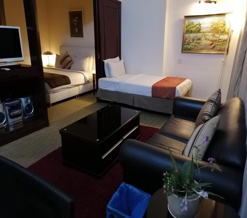Plaza Apartment At Berjaya Times Square Kl 쿠알라룸푸르 외부 사진